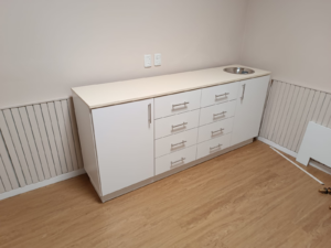 Mueble Bajo 1.90m - Cajón, Puerta y Bacha - Combinado - Image 1