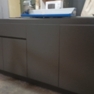 Mueble Bajo Mesada Recto 2m - Puertas Batientes y Cajones - Gris - Image 1