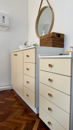 Mueble Bajo 1,20m - Puertas y Cajones - Almendra - Image 1