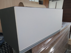 Mueble Aéreo 90cm - Puerta Batiente con Manija Perfil Aluminio - Blanco y Negro - Image 2