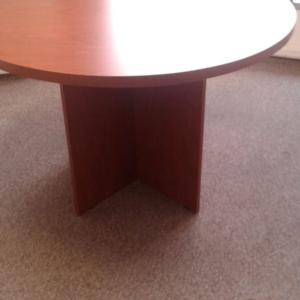 Mesa Corporativa 1,40m - Redonda con Base Recta - Guindo - Image 1